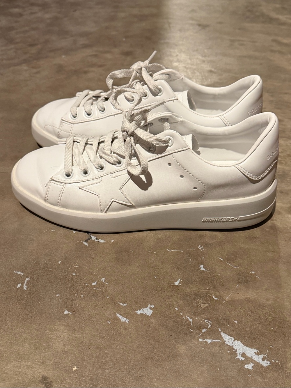 Golden Goose Pure-Star White Low-Top Sneakers - Picture 3 of 9